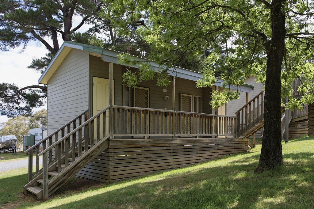 Rainbow Pines Tourist Caravan Park أدامينابي المظهر الخارجي الصورة